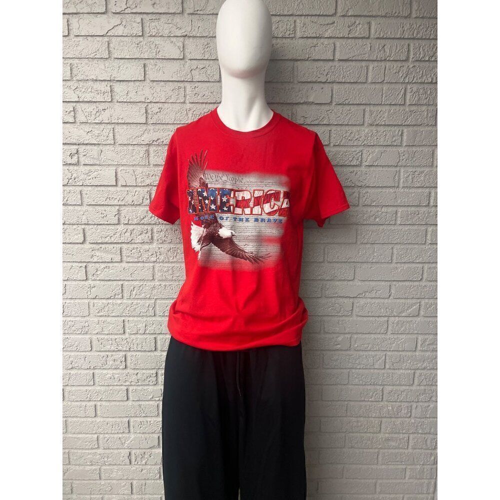 Gildan Men Red Graphic Short Sleeve T-Shirt Size L